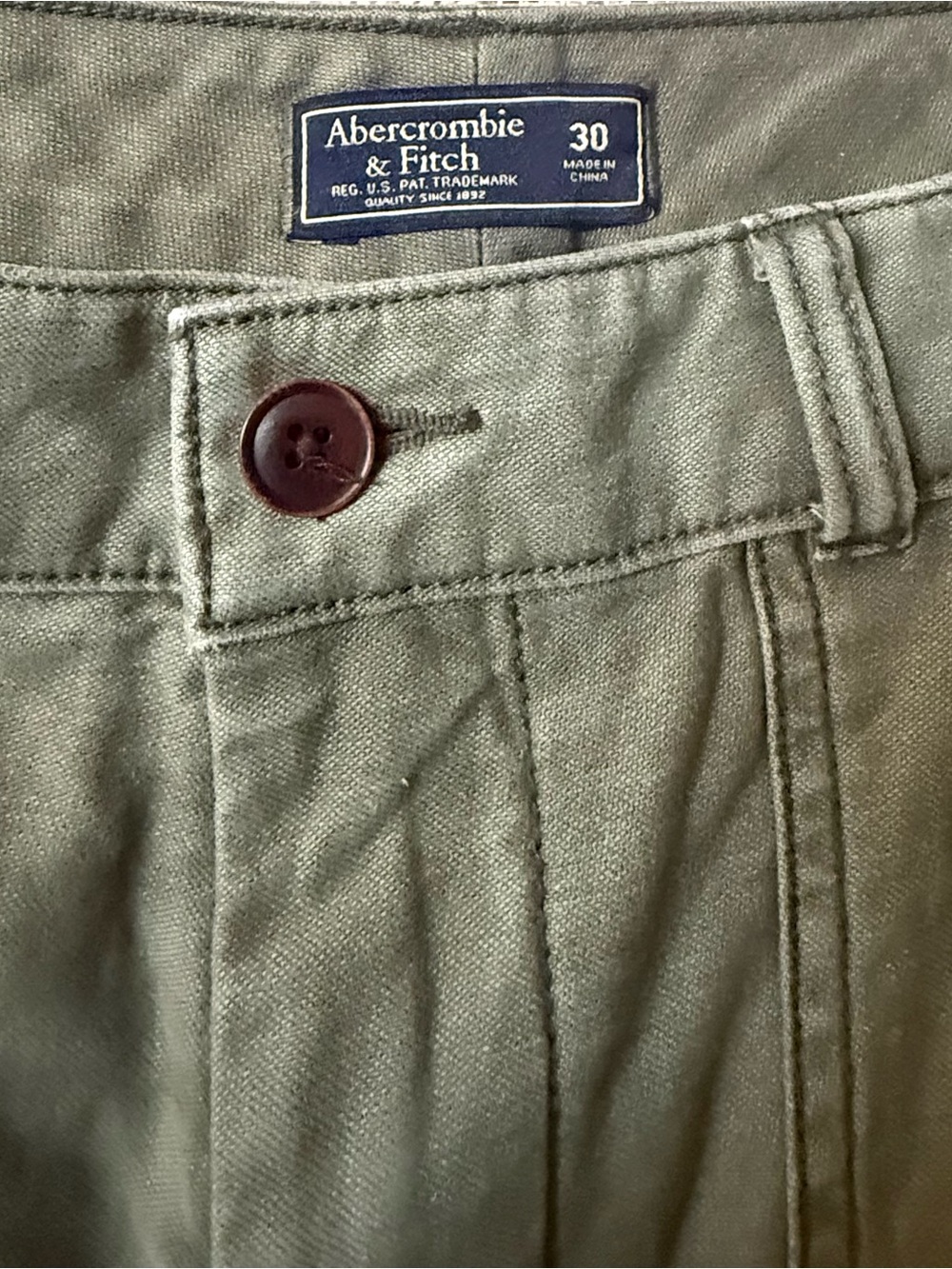Abercrombie Olive Green Patch Pocket Cropped Utility Pants, Sz 8 - Picture 4 of 5